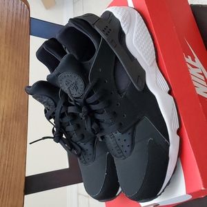 Nike Air Hurache sz. 11.5 (318429-035)